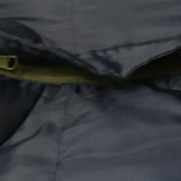 Old Navy Reversible puffer vest men's med - Picture 8 of 8